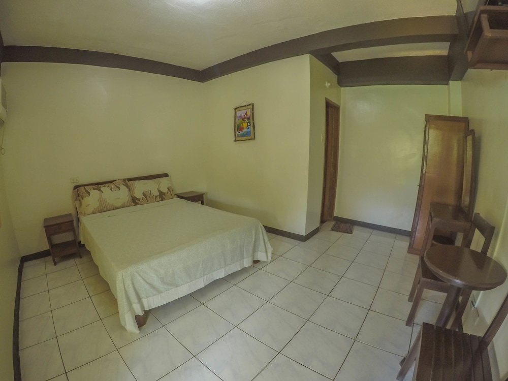Remari Tourist Inn 17/56