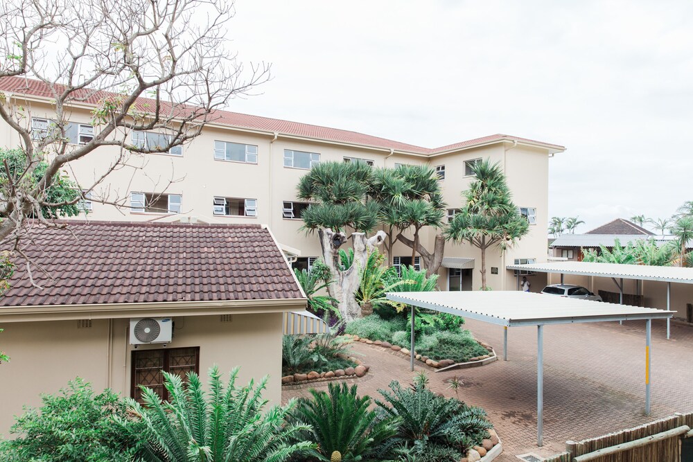 Umthunzi Hotel Conference 11/76