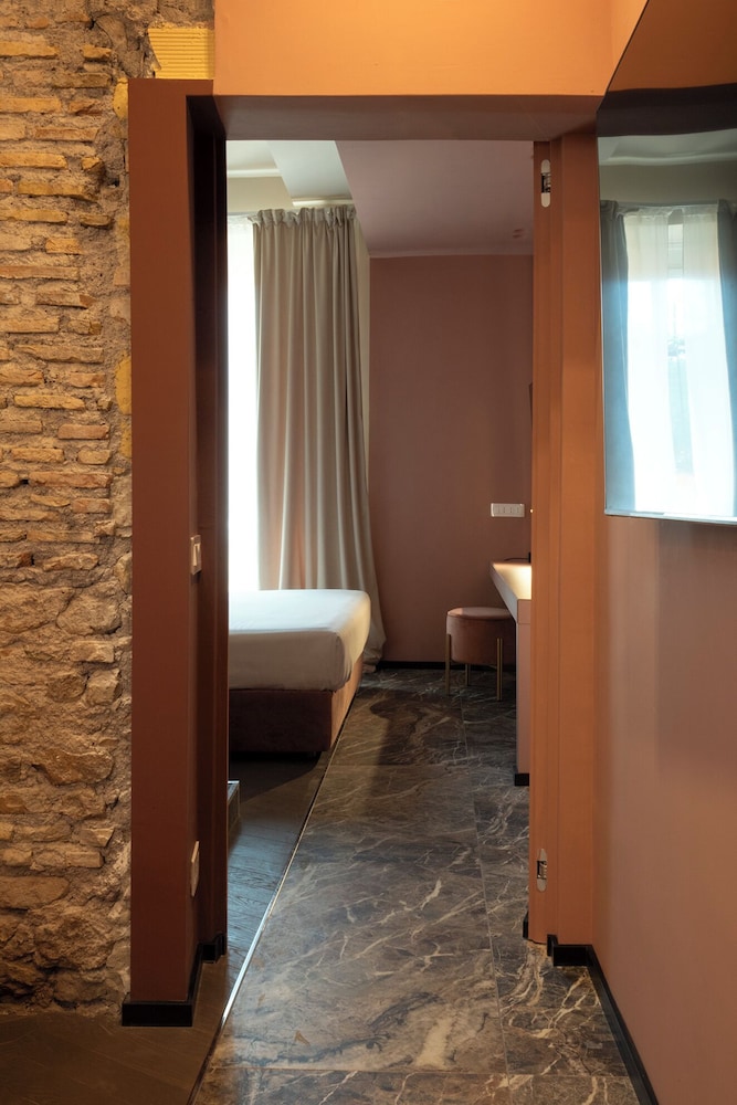 Colonna Suite 33/78