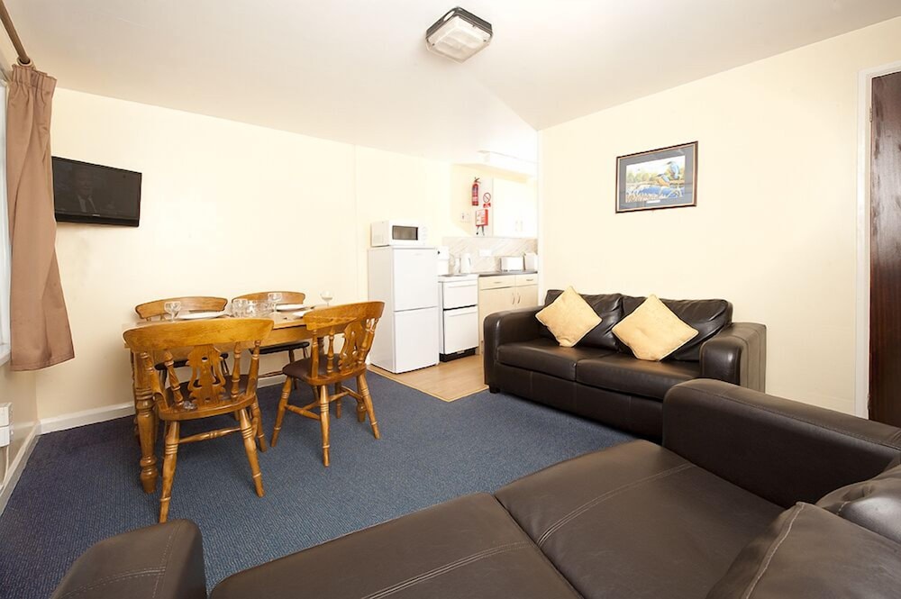 Trelawne Manor Holiday Park 15/30
