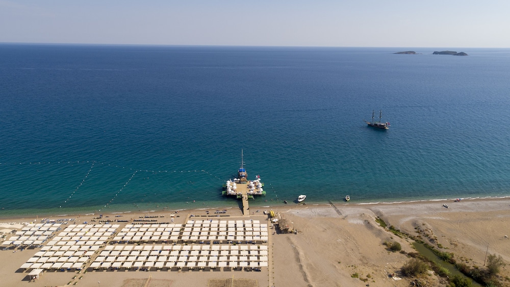 Club Hotel Phaselis Rose 48/50