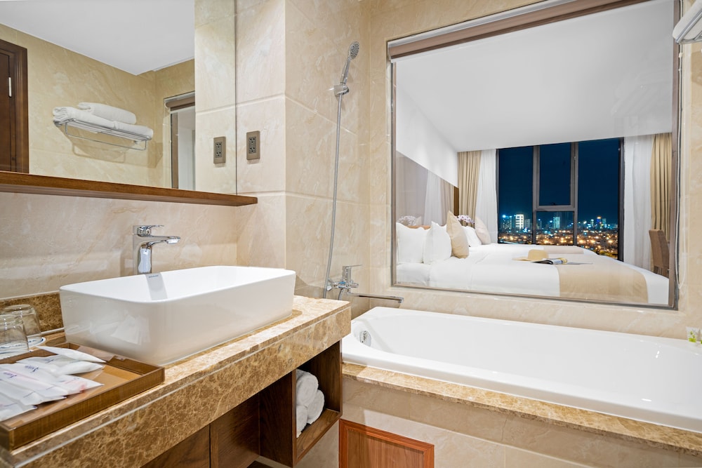 Alansea Danang Hotel 95/100