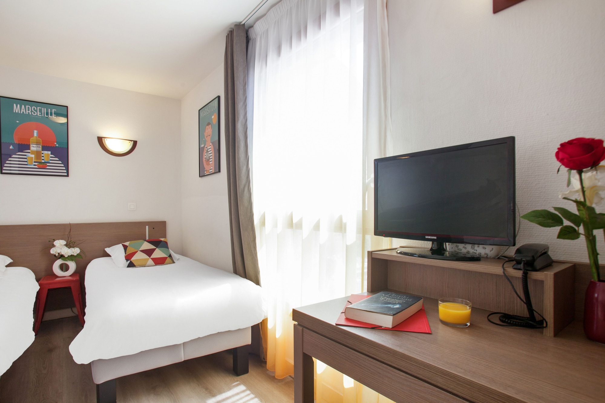 Studio Lits Jumeaux T1TW، Appart City Classic Marseille Euromed 6/10