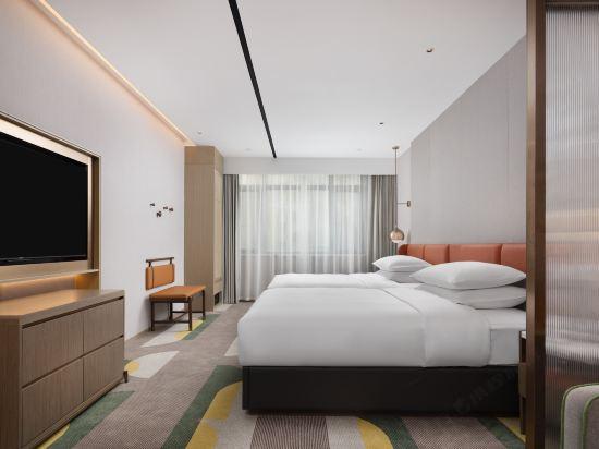 Flexible Deluxe Twin Room