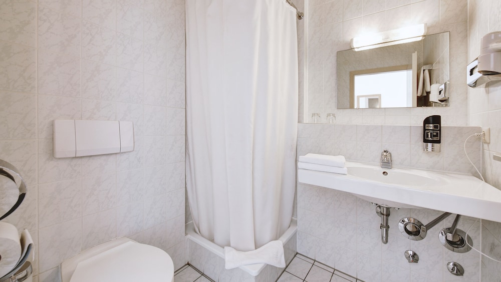 Airport Hotel Stetten 19/23