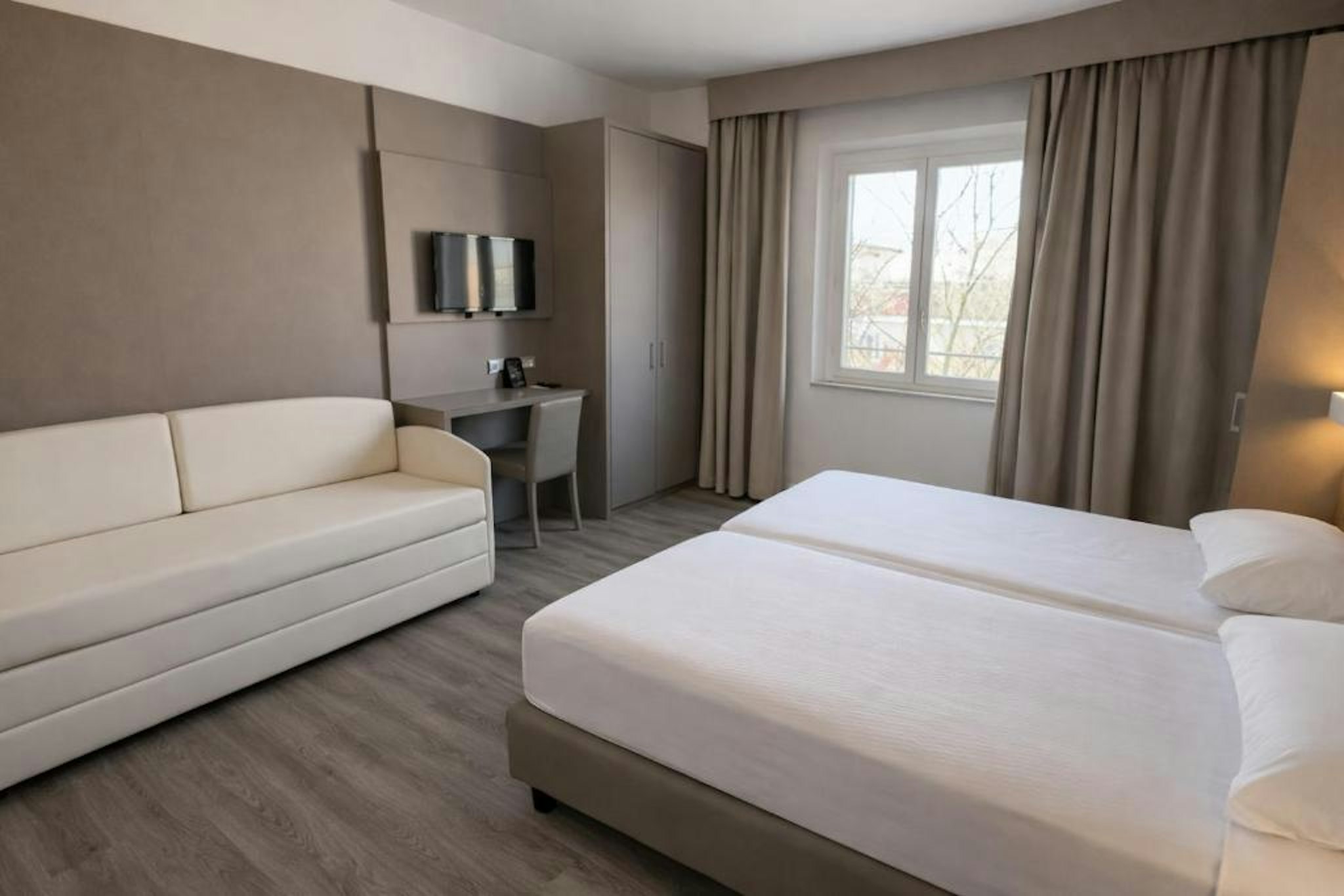 Hotel Principe Modena 34/63
