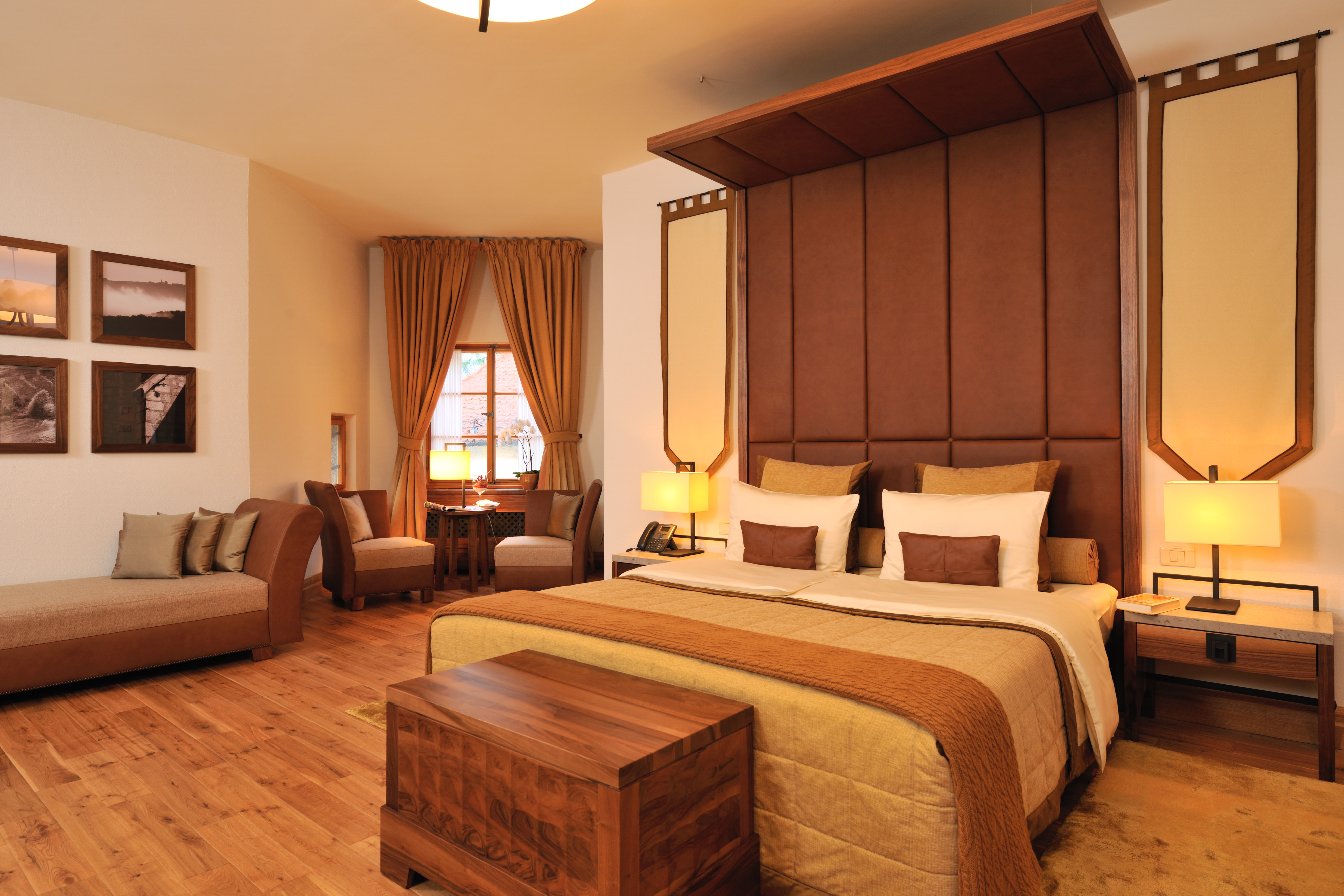 Room, Double Bed