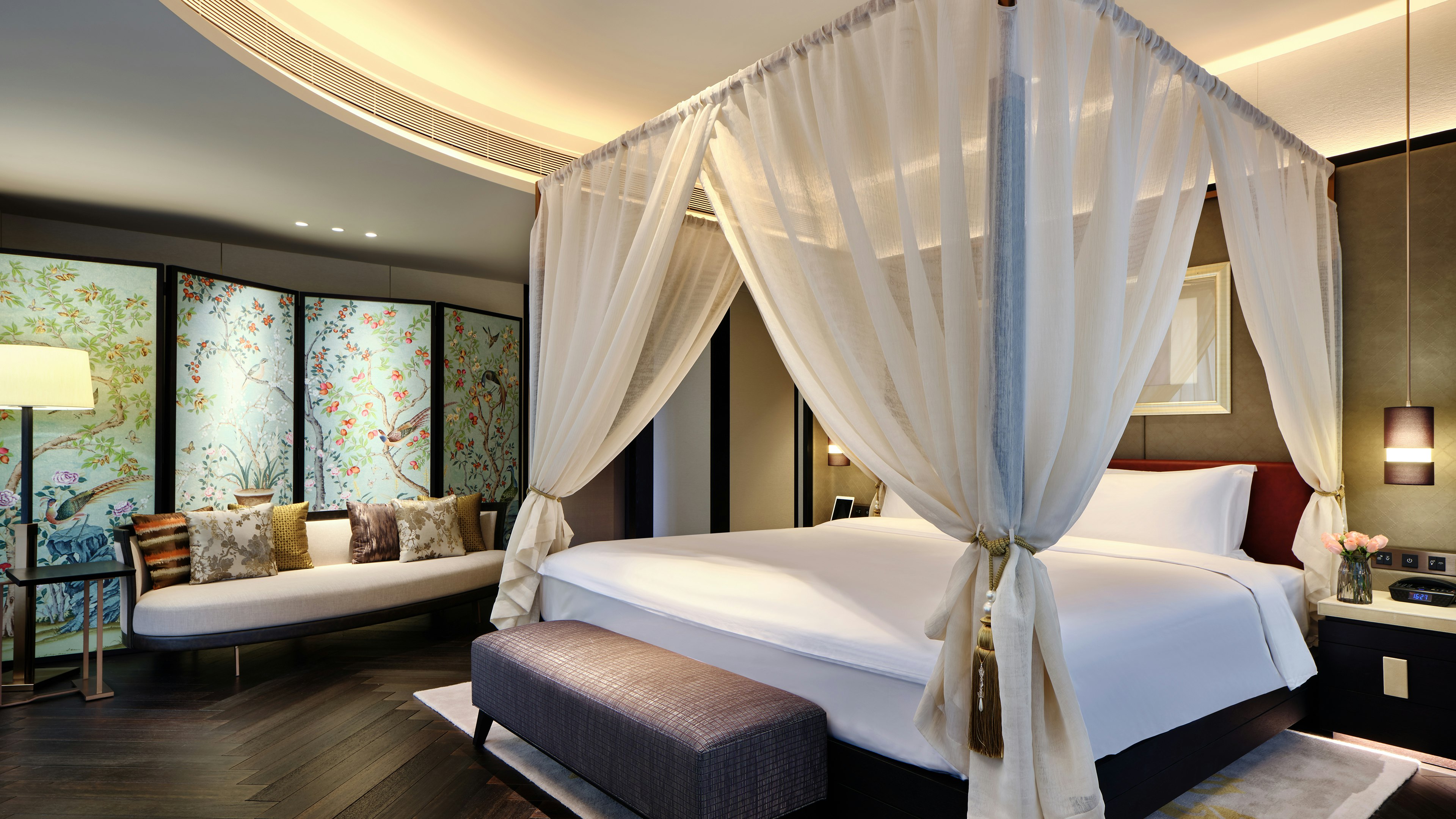 Intercontinental Hotels Hefei 20/80