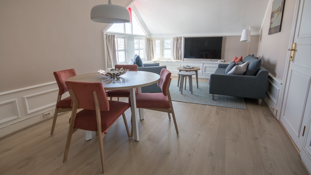 Clarion Hotel Tyholmen Arendal 33/36