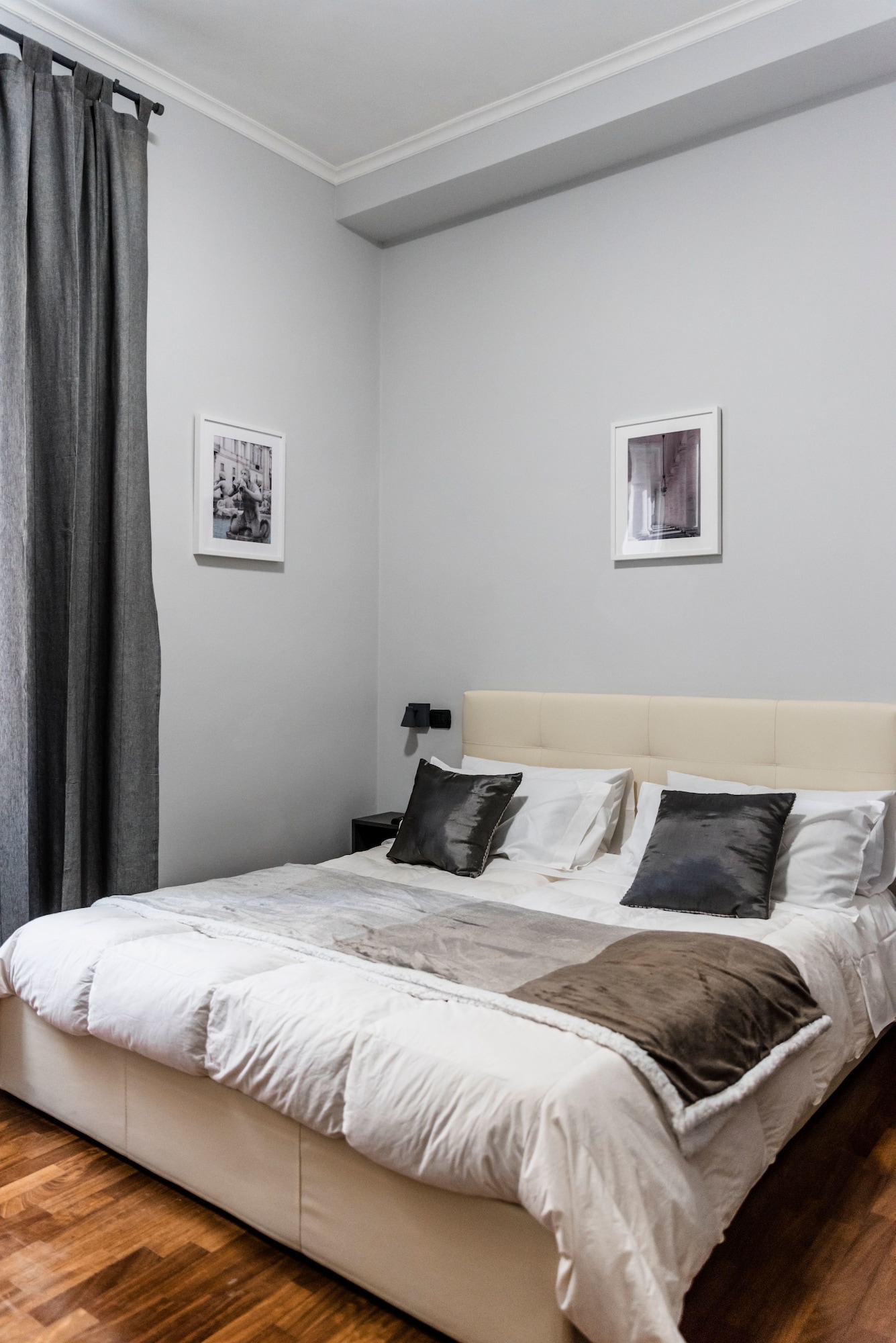 DELUXE, DOUBLE BED