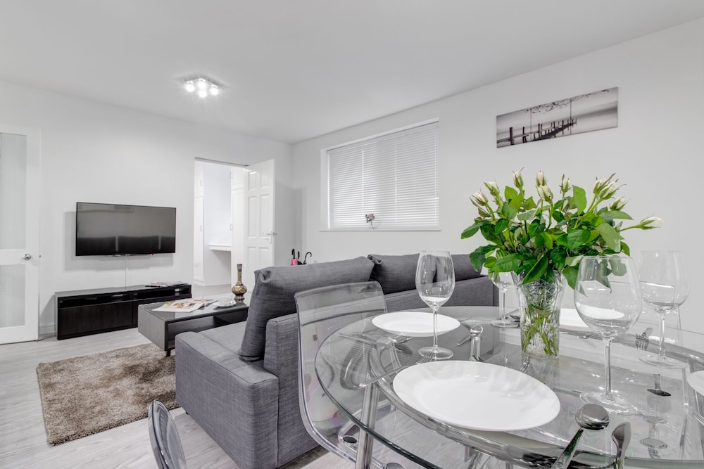 Sherborne court 26/50