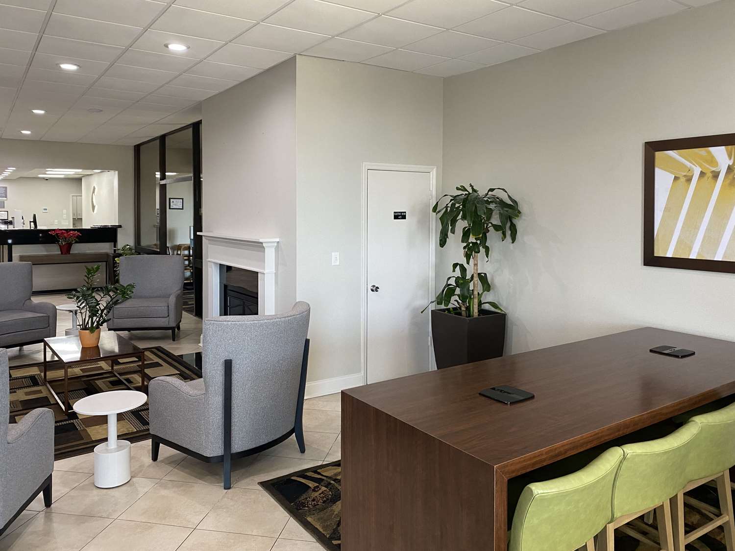 MainStay Suites Conover-Hickory 26/32