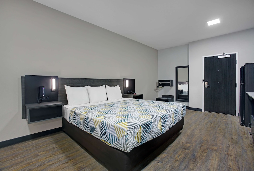 غرفة ديلوكس بسرير كينج، Motel6 Monahans, TX 2/8