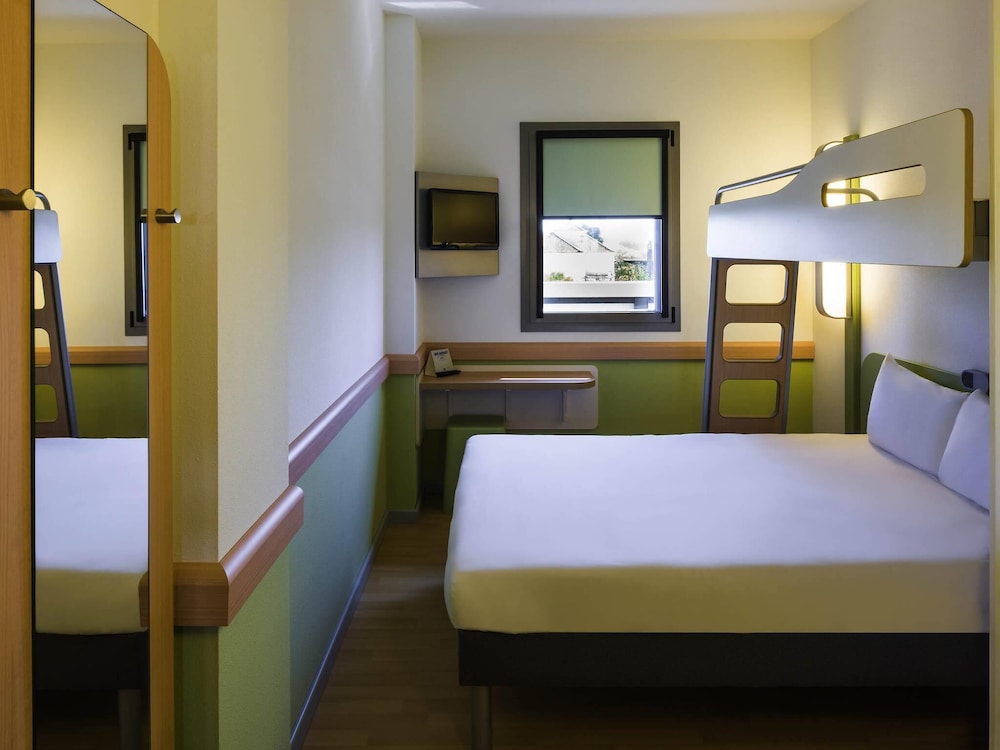 Room, Double and Bunk Bed