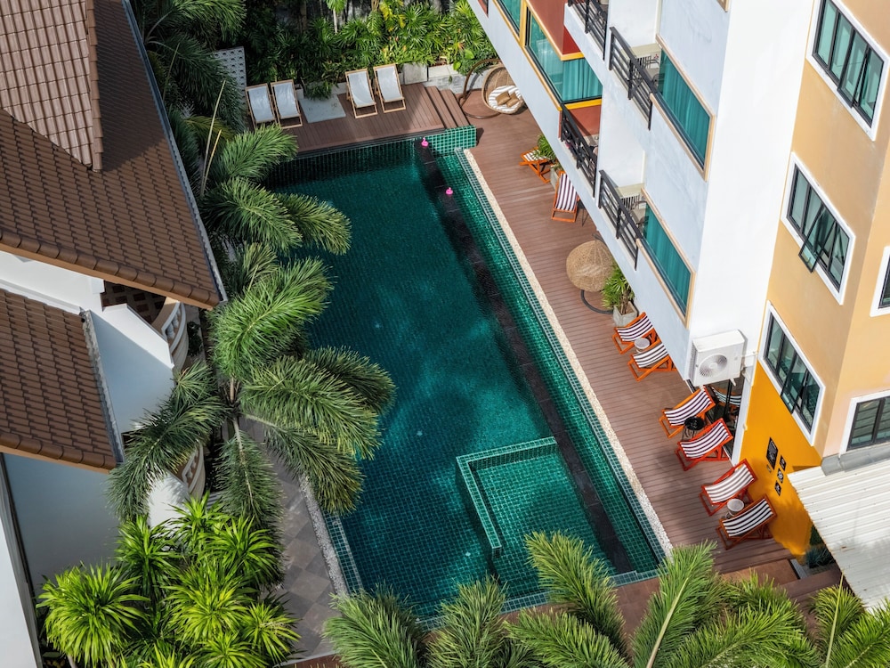 Buasri Boutique Patong 95/100