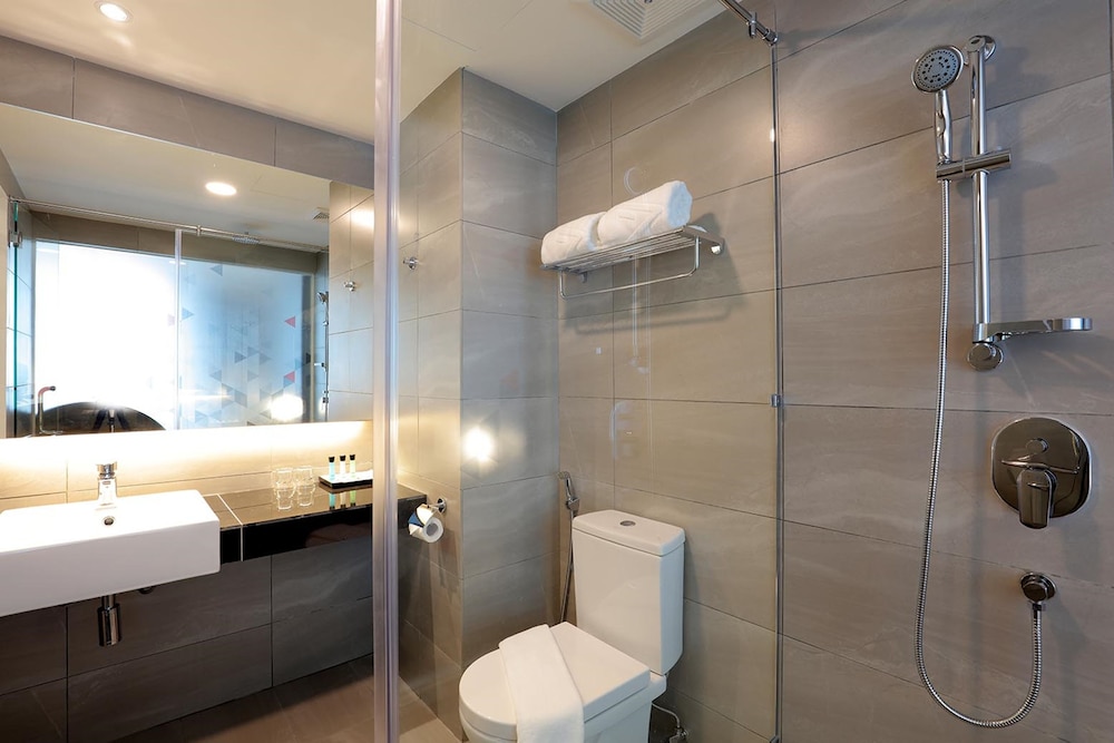 Amerin Hotel Johor Bahru 17/57