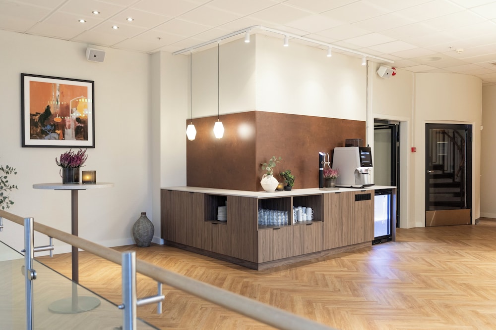 Home Hotel Grimstad 6/61