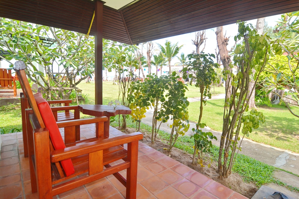 Golden Bay Cottage 14/75