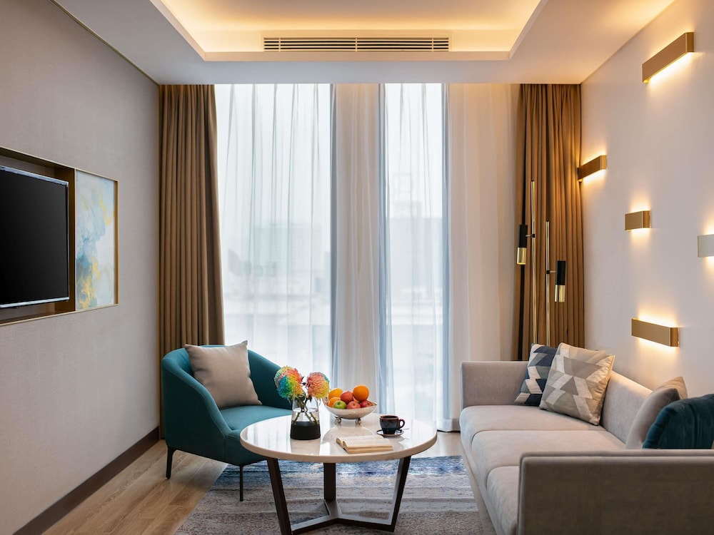 Movenpick Living West Hanoi 93/112