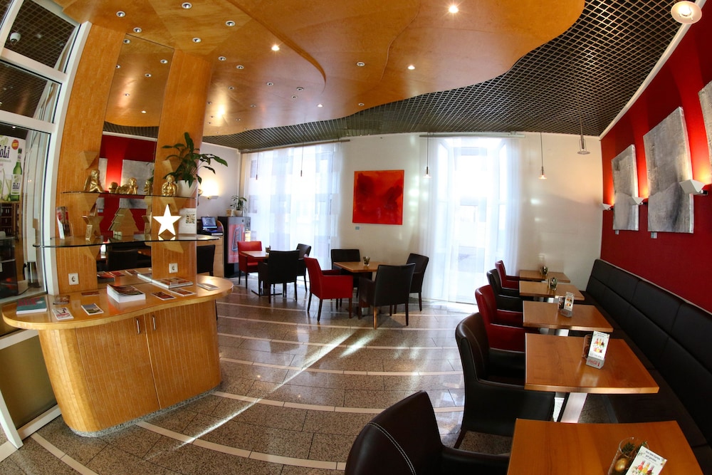 Stadthotel Engel 31/50