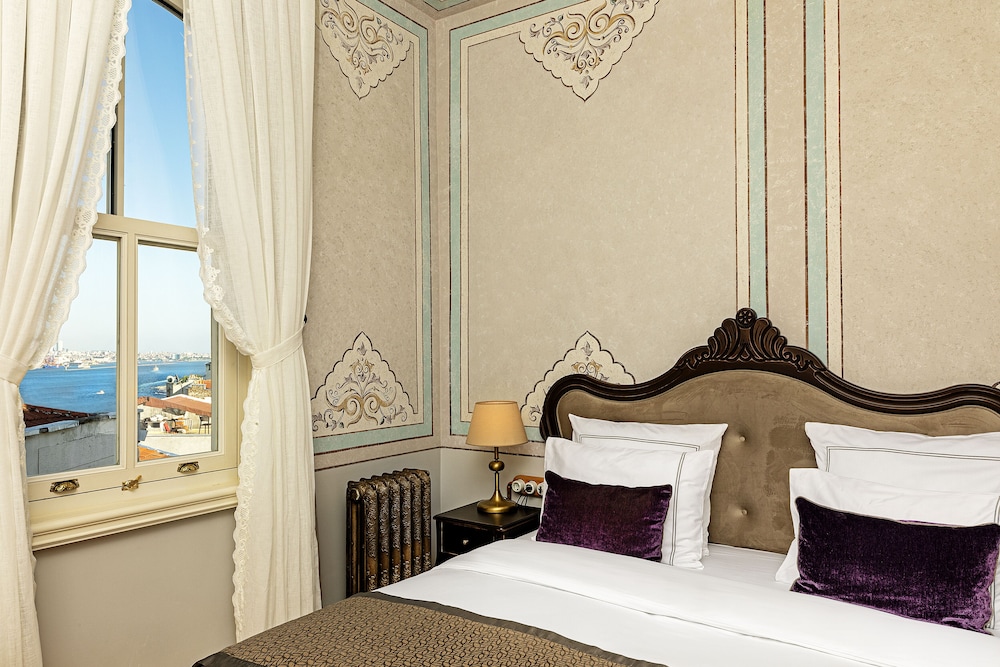 Panoramic, Suite, Murphy Bed, Queen Bed, Sea View، Meroddi Barnathan Hotel 5/8