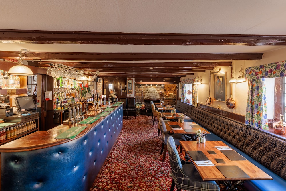 Blacksmiths Arms Inn 43/53