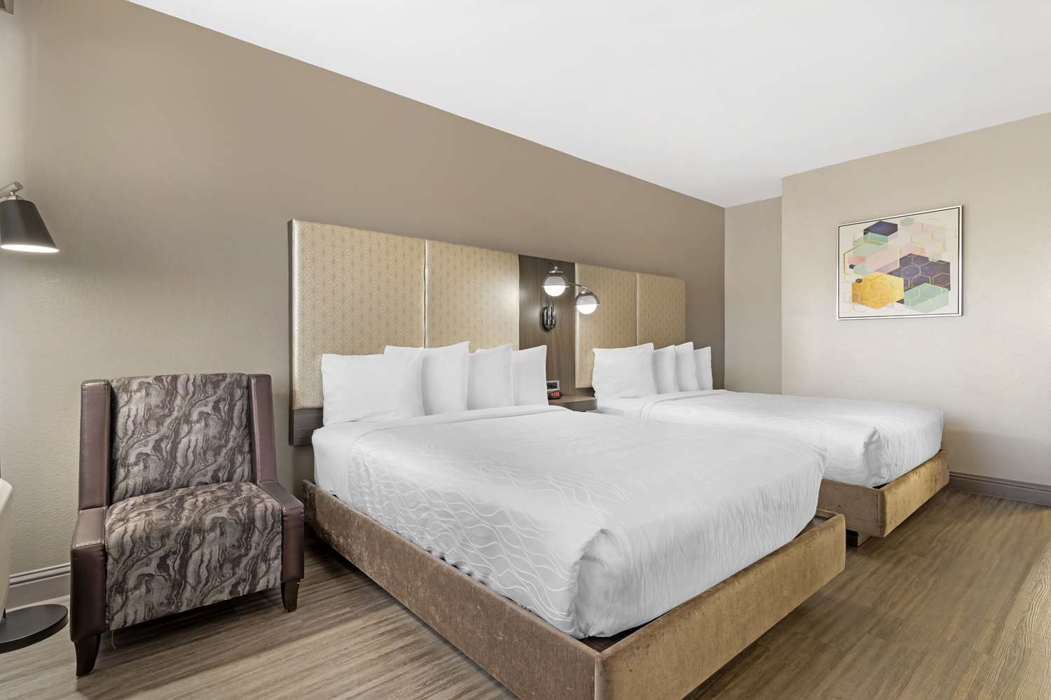 غرفة بسريرين مزدوجين لذوي الإعاقة، Best Western Marina State Beach 2/5