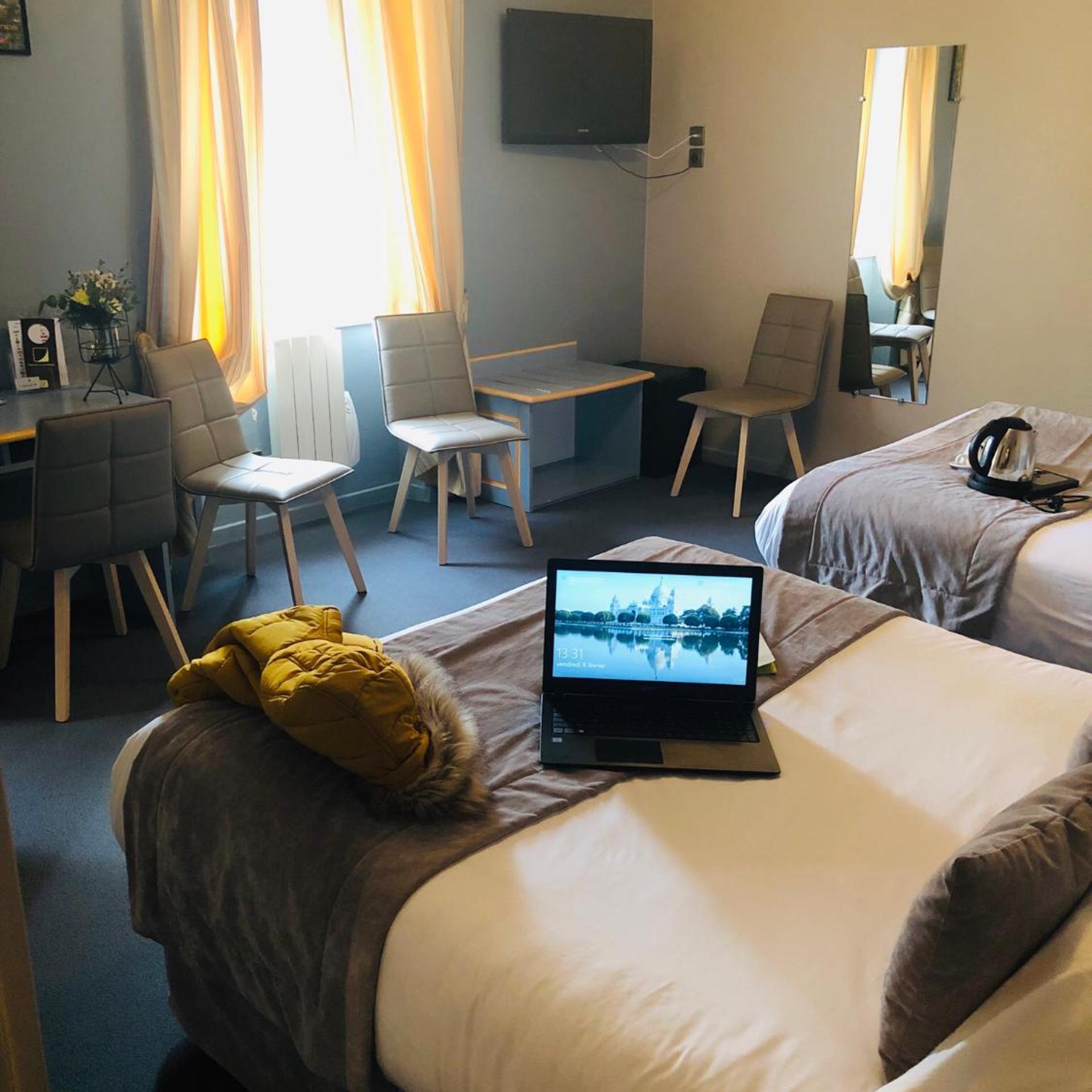 HÔTEL AZALÉES 27/50