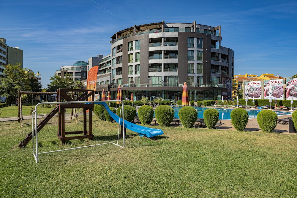 Menada Sunny Beach Plaza Apartments 35/50