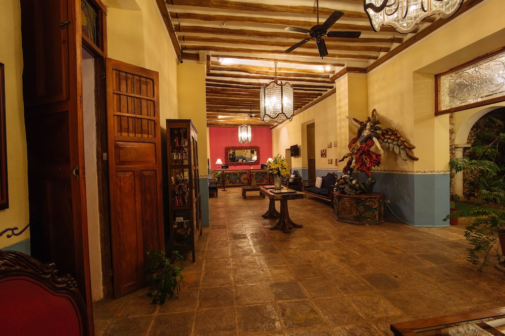 El Meson Del Marques 40/66