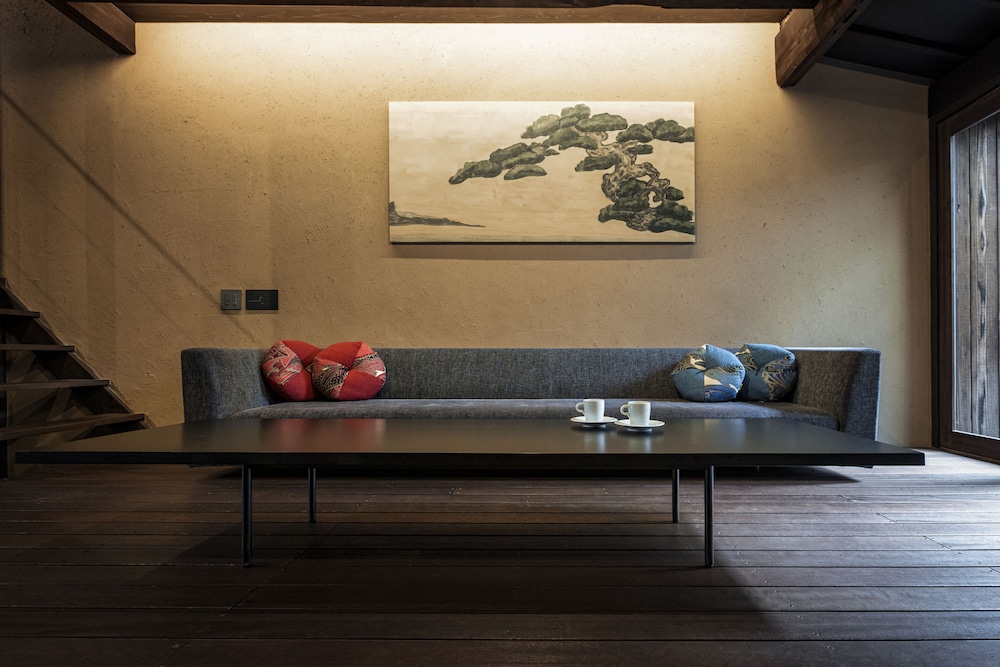 Rinn Premium Machiya Townhouse Kyoto Nijo Castle North [VR] 7/50