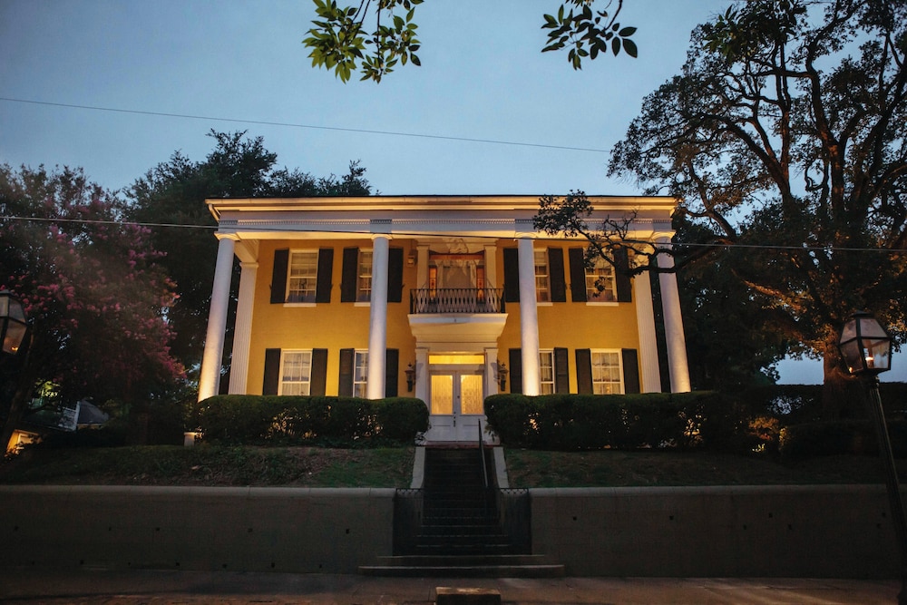 Anchuca Historic Mansion & Inn 3/49