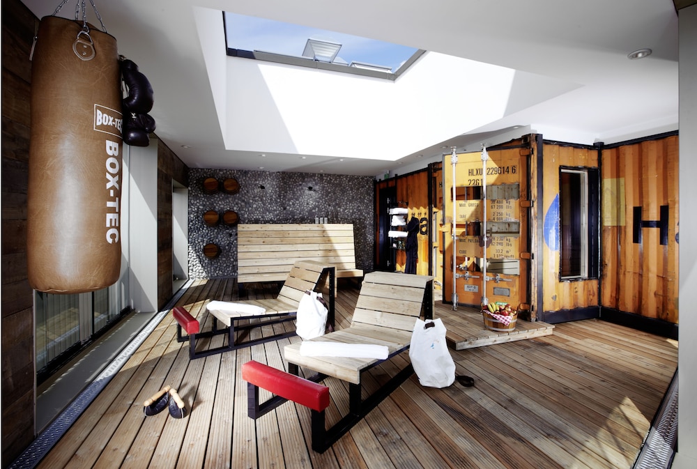 25Hours Hotel Altes Hafenamt 22/68