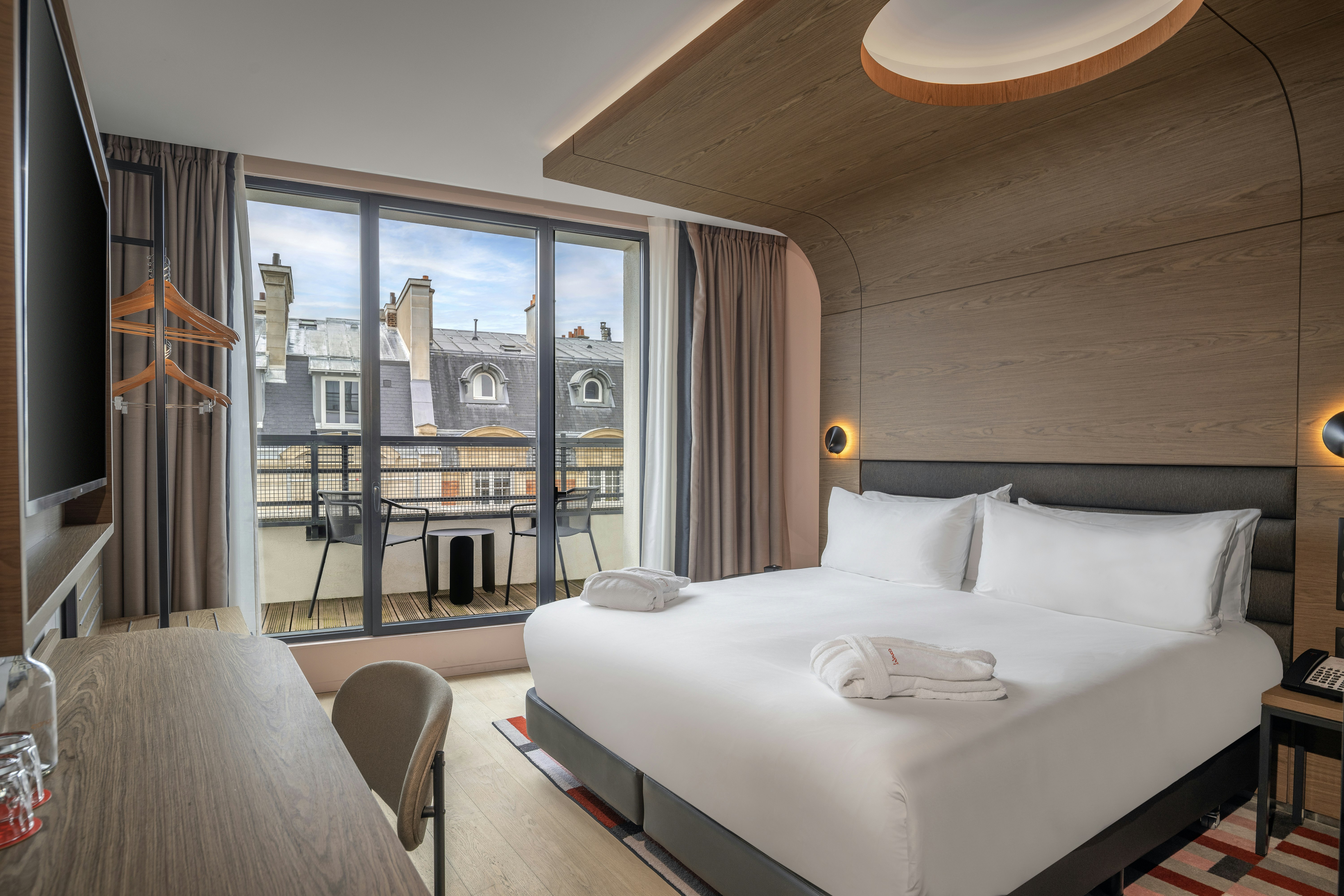 PREMIUM, KING BED, TERRACE