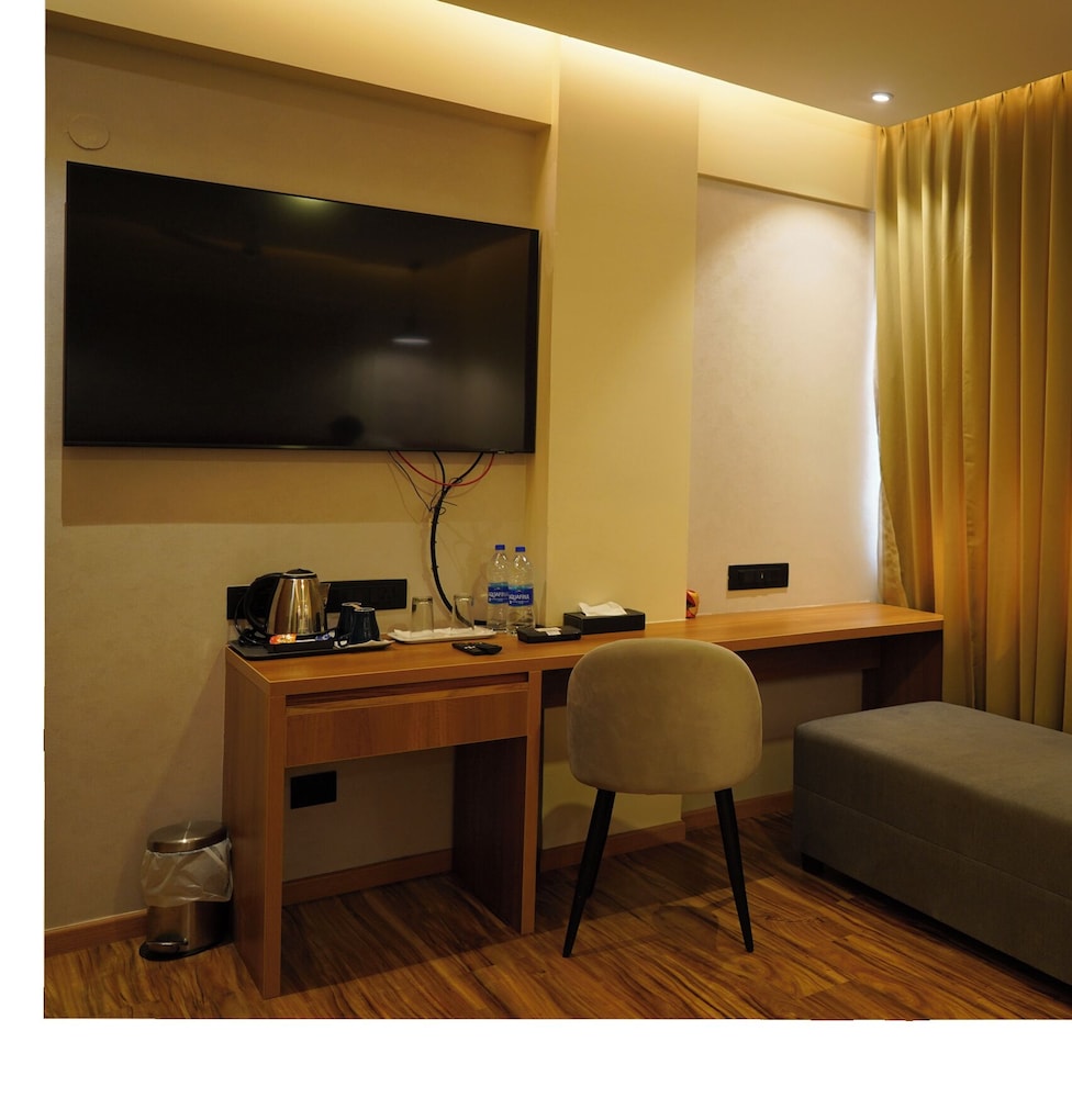 Hotel Surguru 50/60