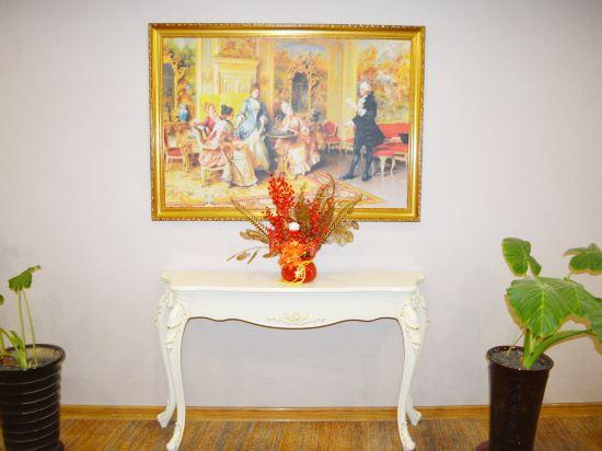 Vienna 3 Best Hotel (Ruida Apartment Building) 6/17