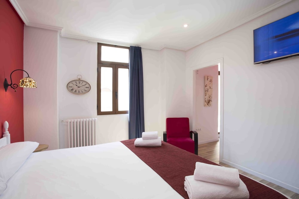 ECONOMY, DOUBLE BED