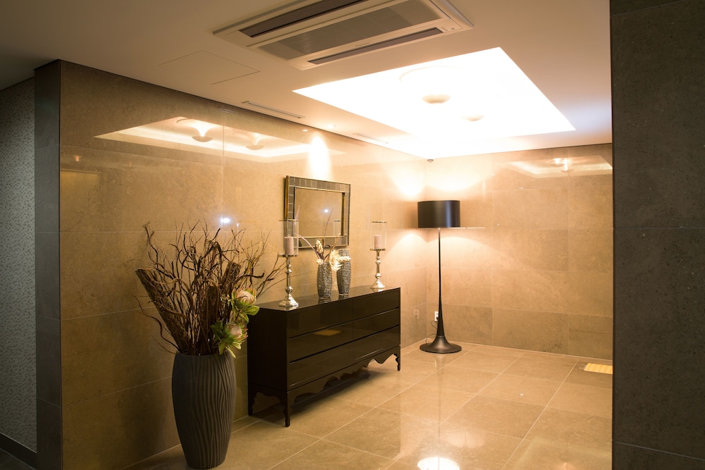 Mate Hotel Bundang 10/50