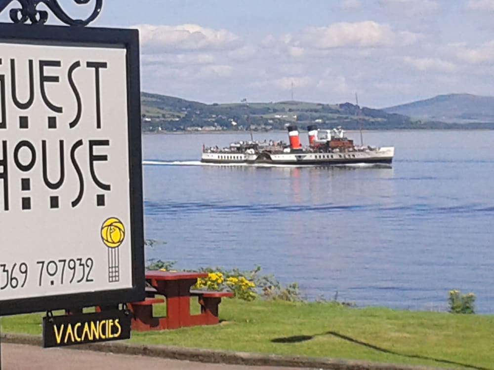 Douglas Park Guest House 4/49