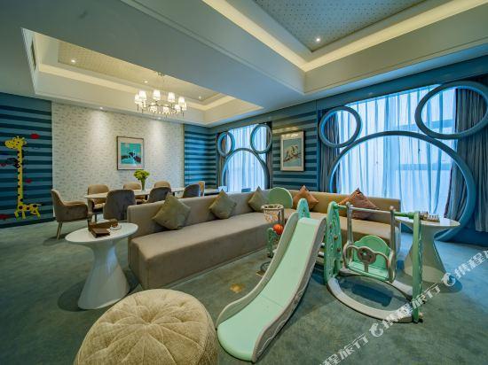 Yangzhou Changqing International Hotel 52/59
