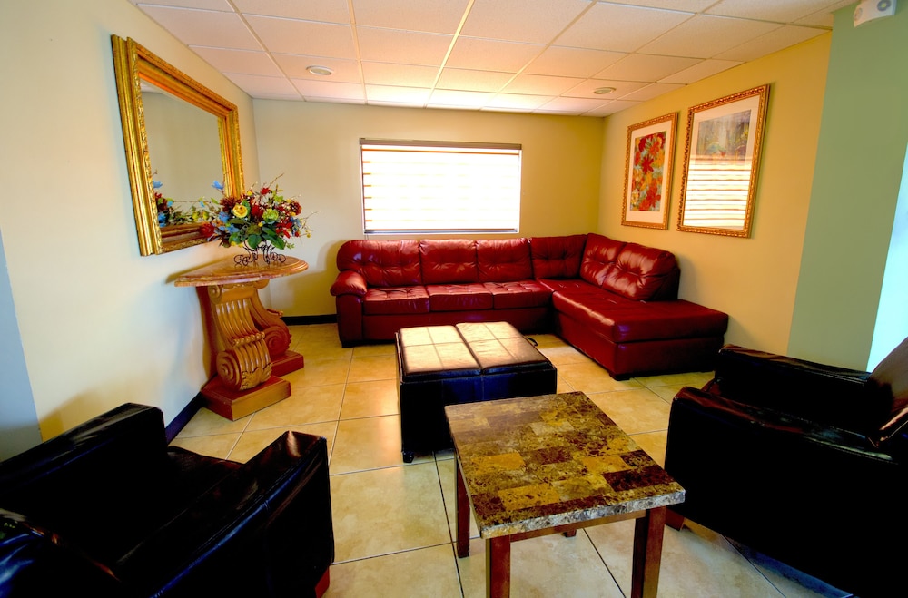 Hotel Consulado Inn 38/46