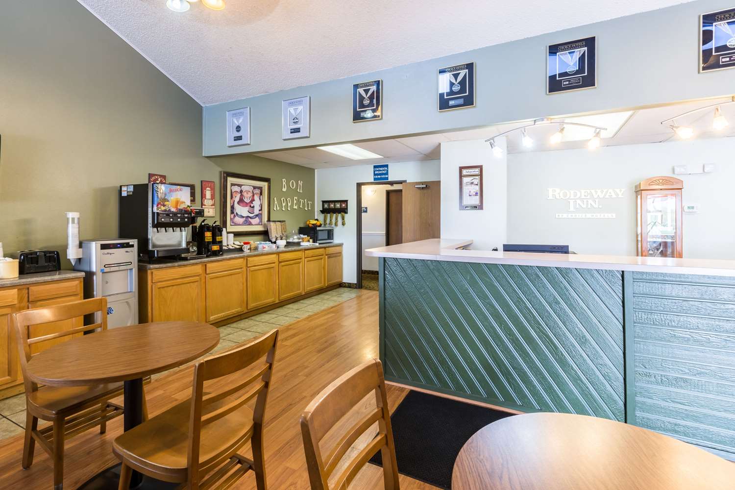 Super 8 by Wyndham Grand Island South 27/37