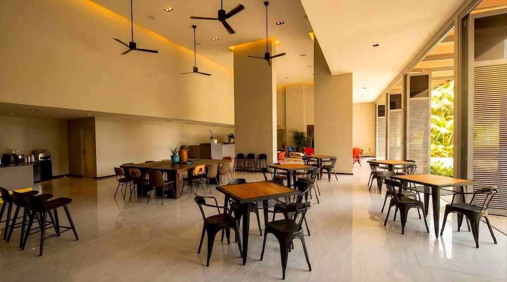 Beehive Boutique Hotel Phuket 33/50