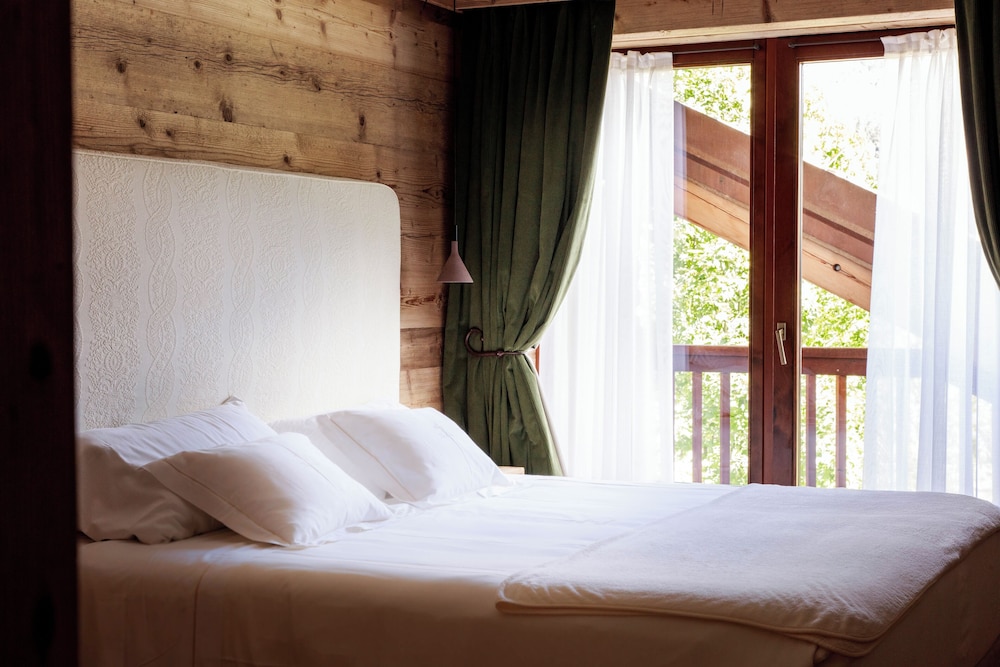 SUPERIOR, DOUBLE BED, BALCONY