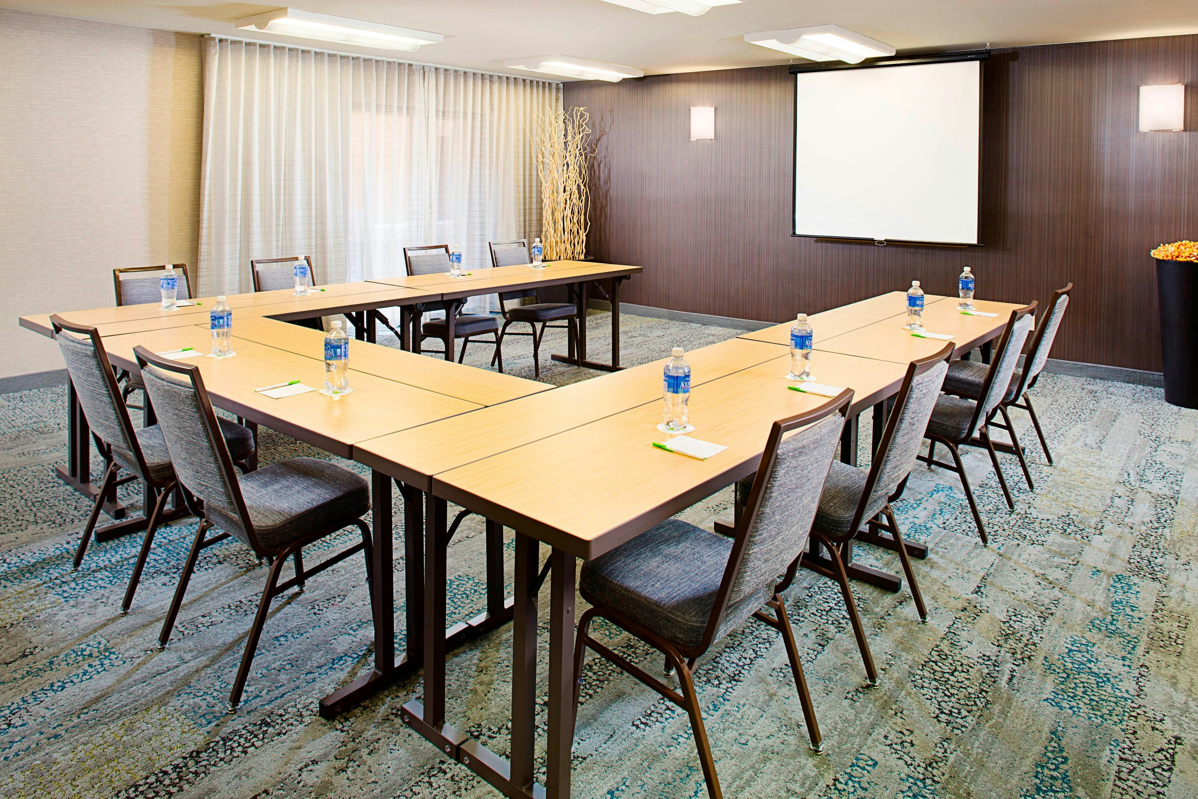 Courtyard By Marriott Tucson Williams Centre 6/9