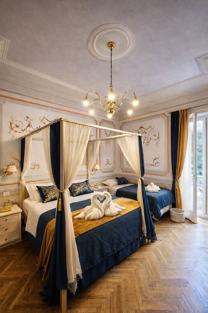 Royal, Goldoni, Quadruple، Suites Piazza Del Popolo 6/10