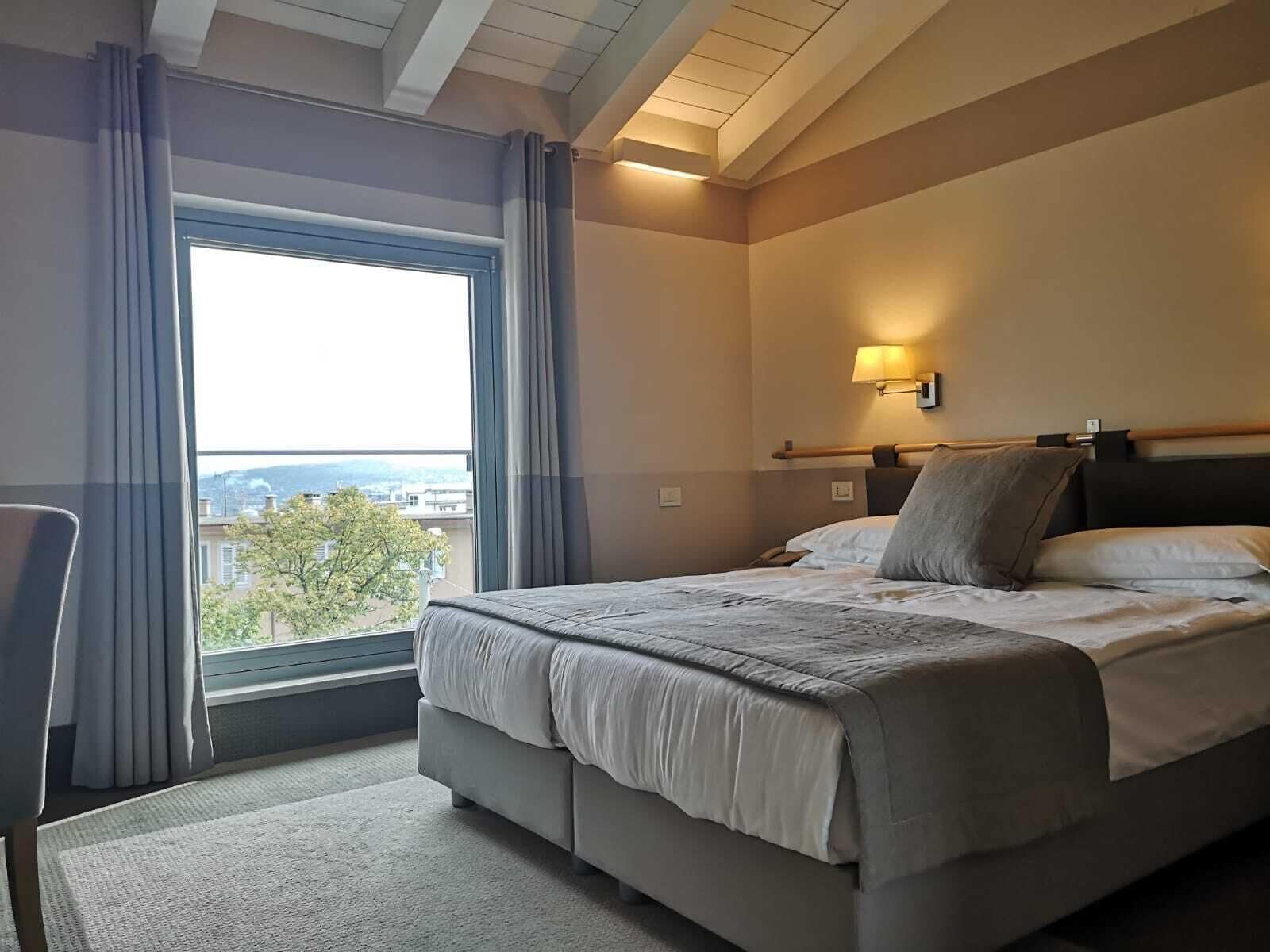 STANDARD, DOUBLE OR TWIN BED