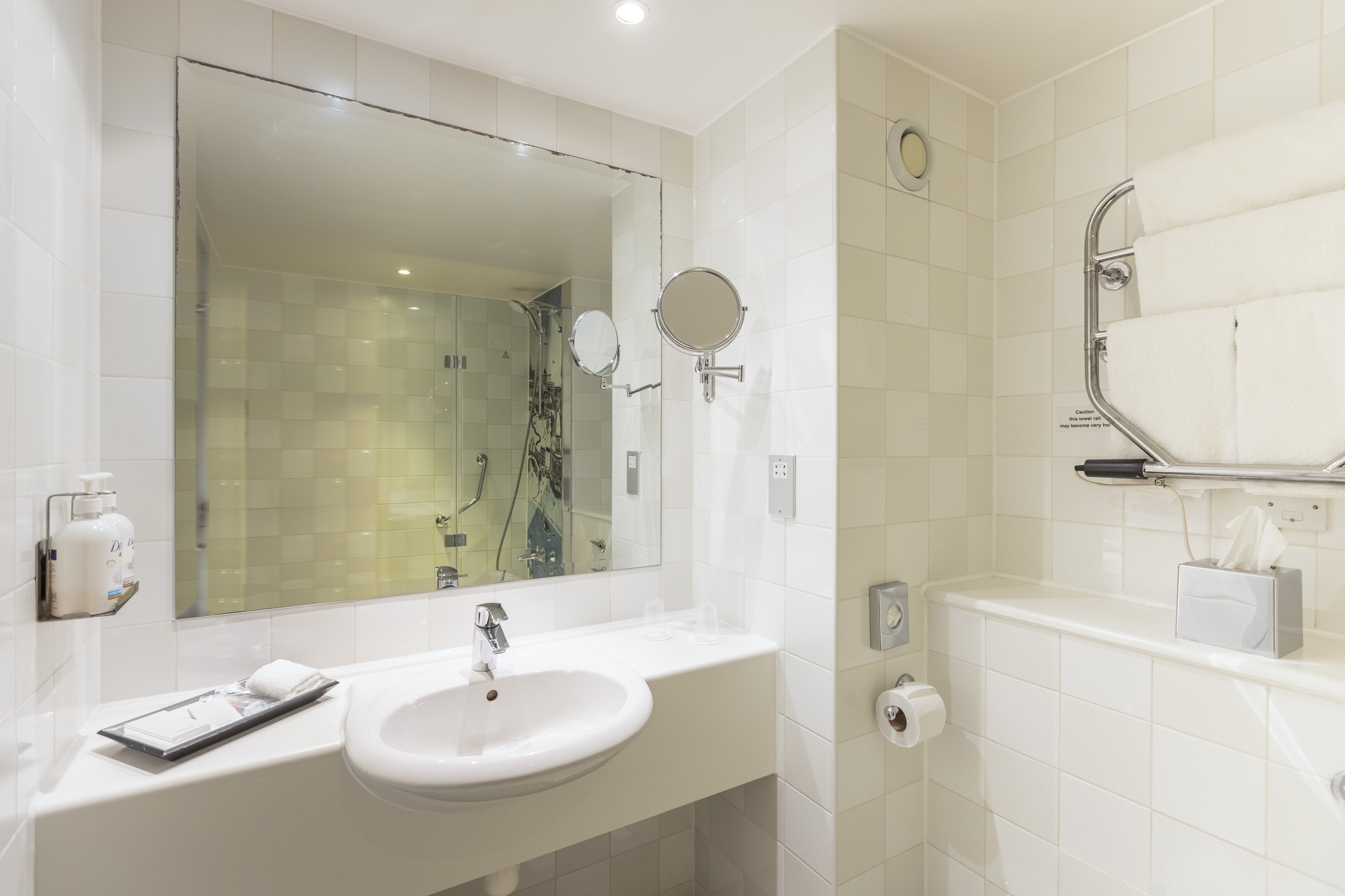 HOLIDAY INN OXFORD 49/50