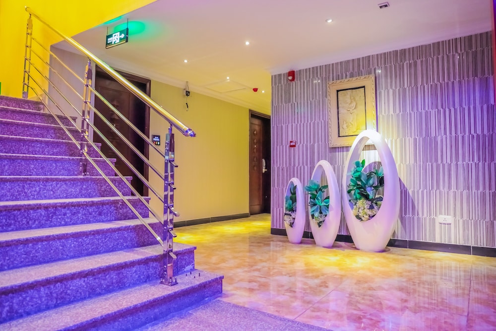 Denver Boutique Hotel 6/48