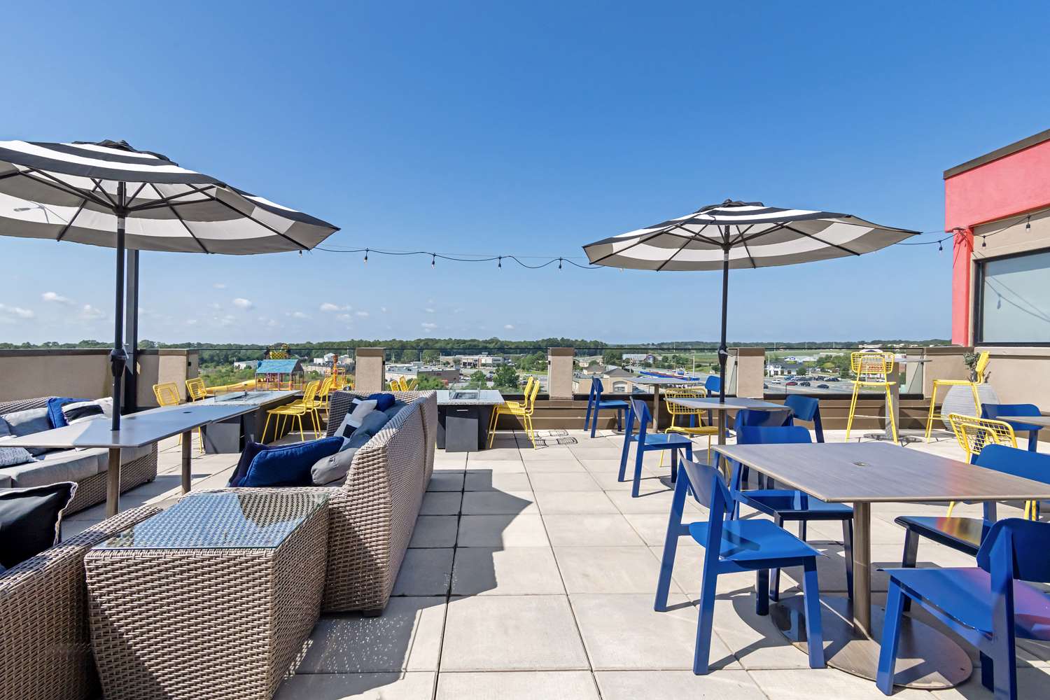 Best Western Plus Executive Residency Rigby's Water World Hotel 29/44